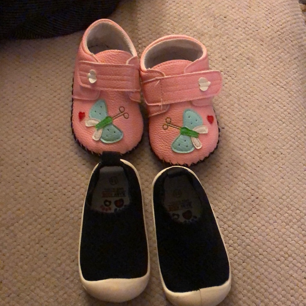 🔴 used size 4 shoes 3 for $15 item🔴